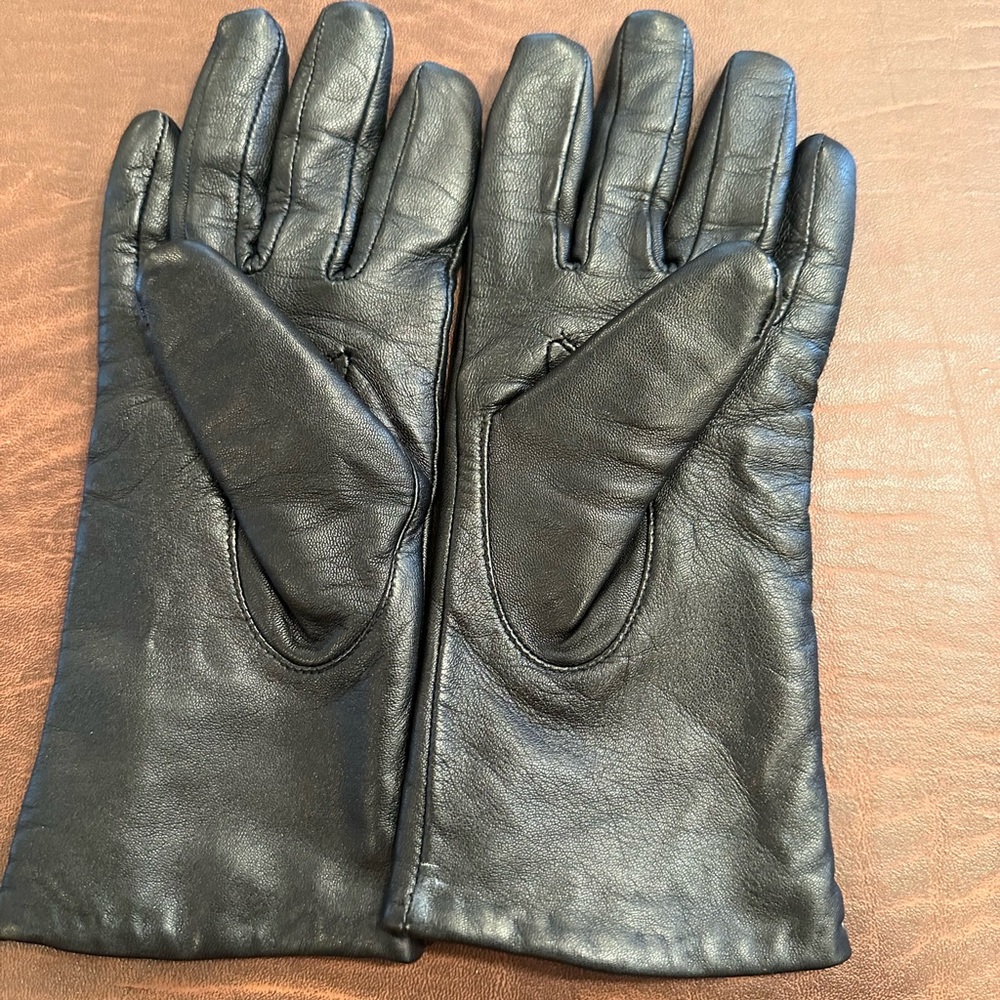 Brand New Genuine Leather Gloves